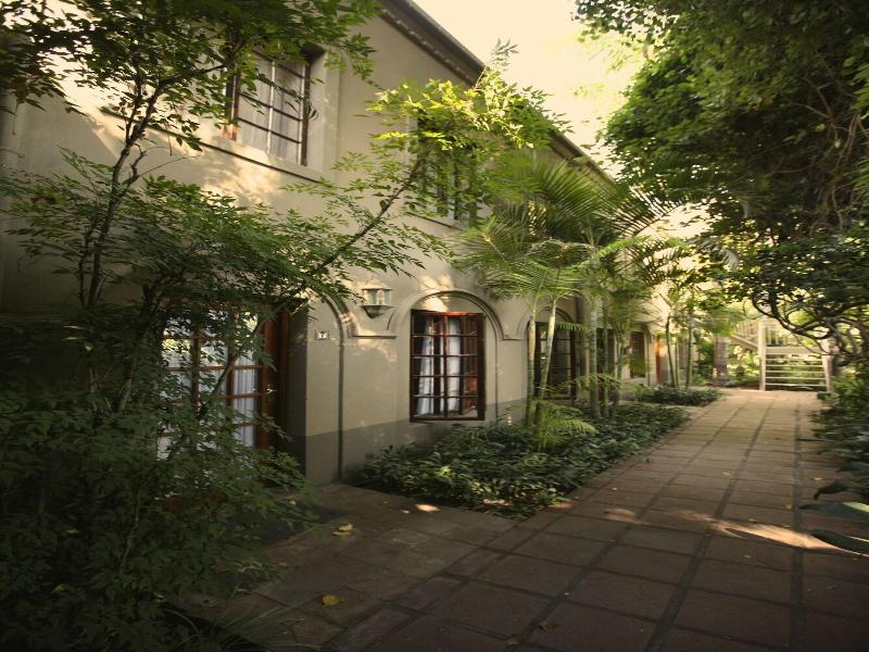 Le Must River Residence