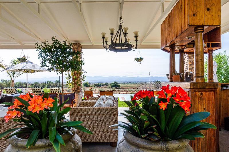 Mooiplaas Guesthouse