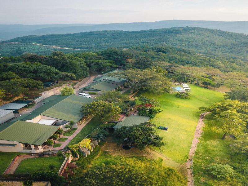 Chestnut Country Lodge image