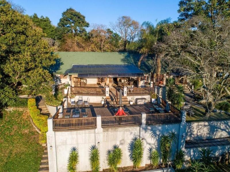 Chestnut Country Lodge image