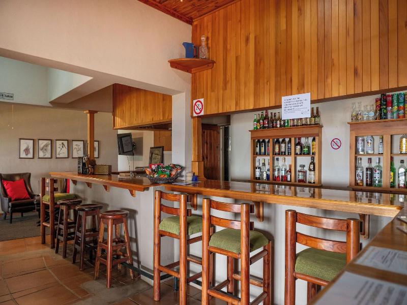 Chestnut Country Lodge image