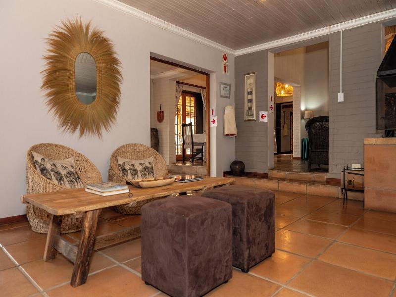 Chestnut Country Lodge image