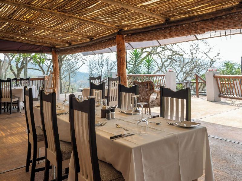 Chestnut Country Lodge image