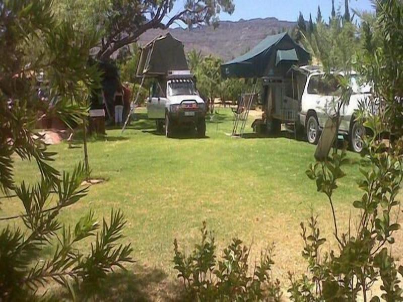 Oasis Country Lodge