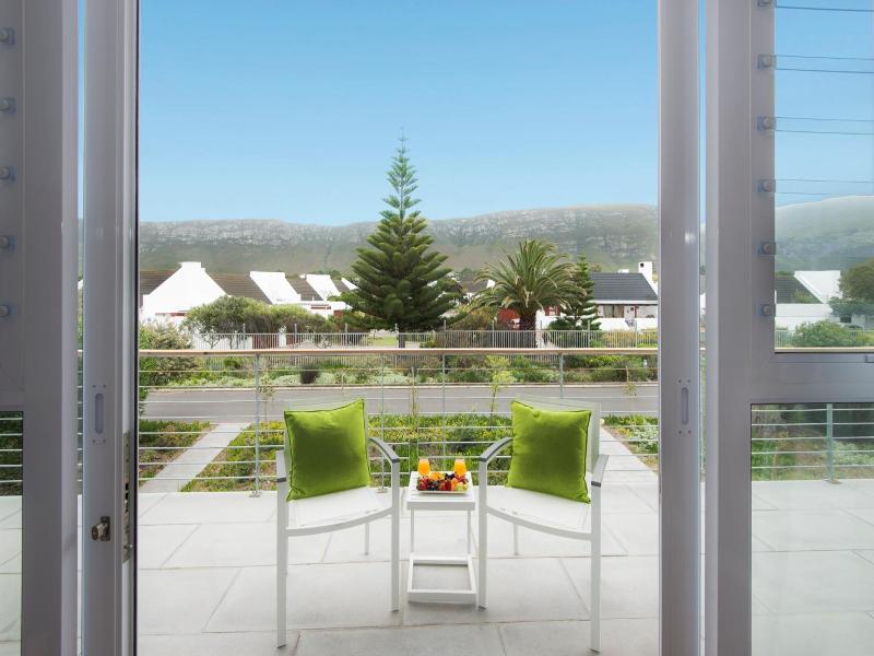 Bamboo Guest House image