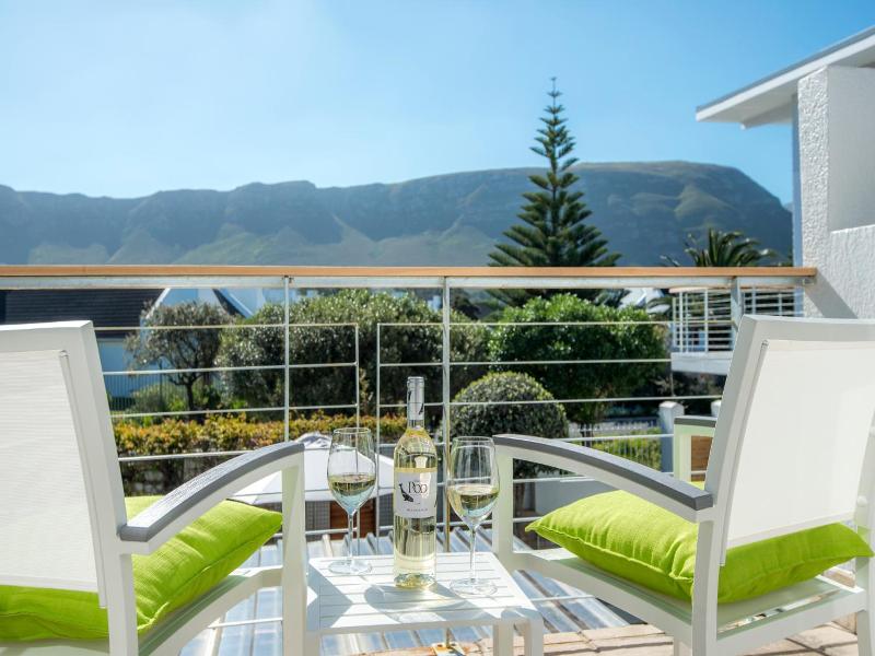 Bamboo Guest House image