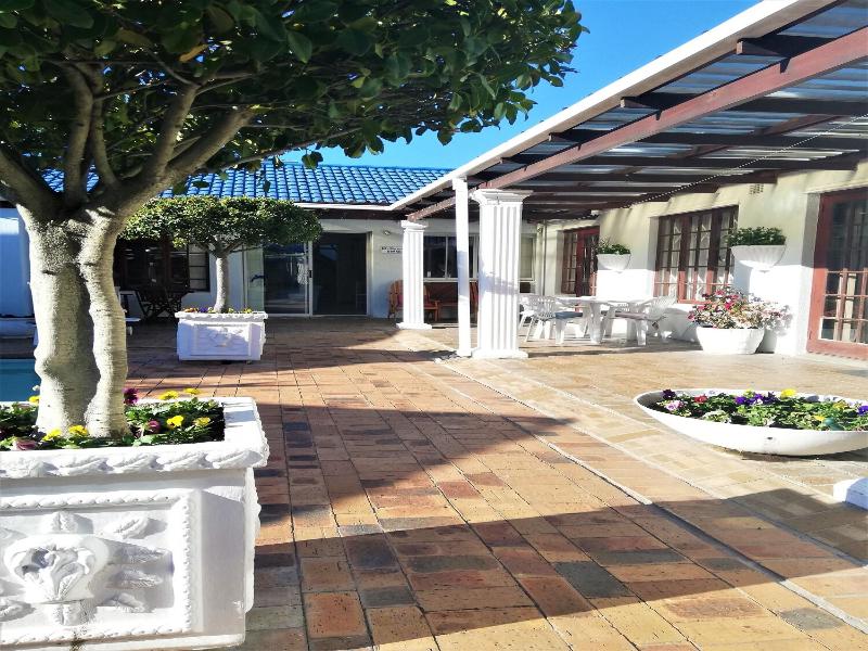 Dolphin Inn Guesthouse Blouberg image