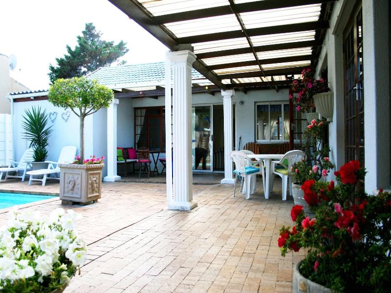 Dolphin Inn Guesthouse Blouberg image