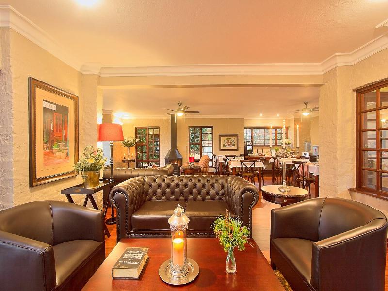 Leopardsong Manor image