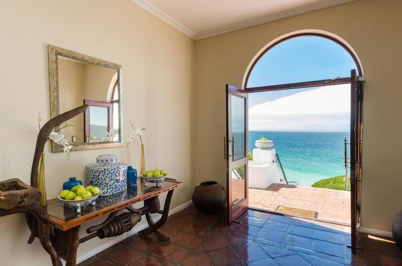 Whale View Manor image