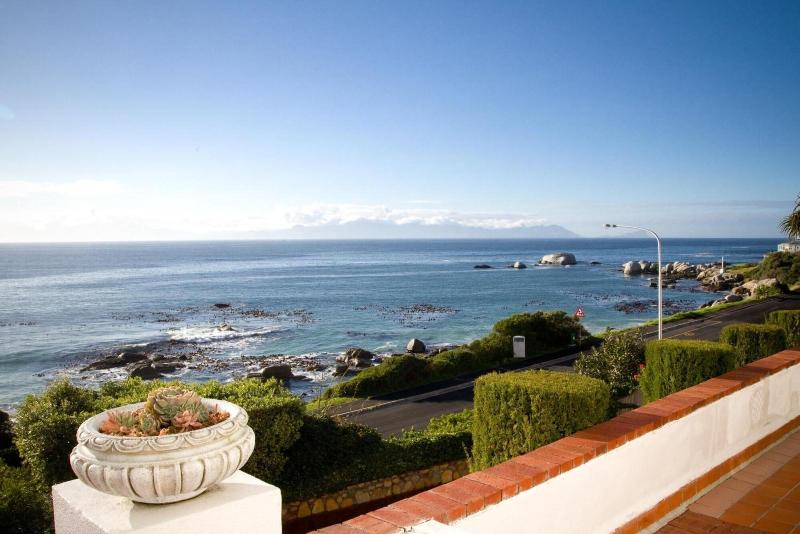 Whale View Manor image