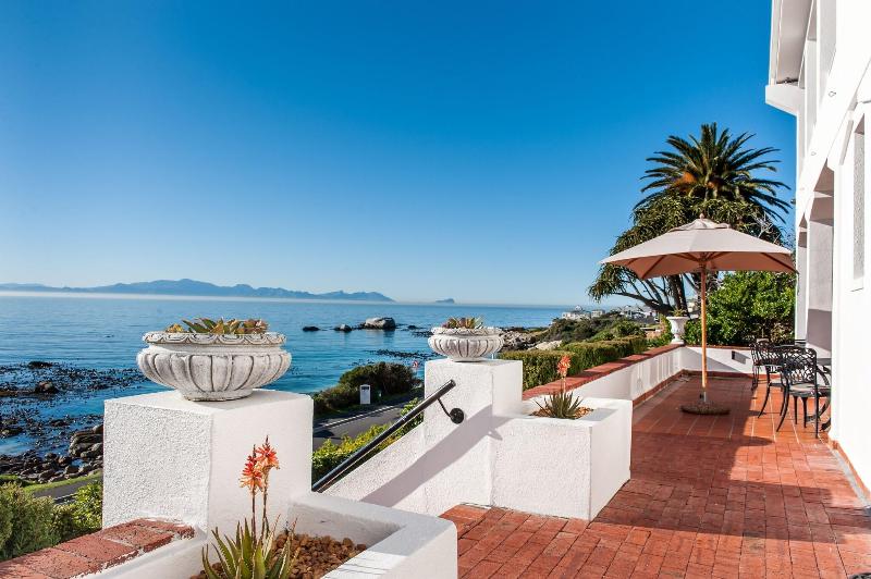 Whale View Manor image