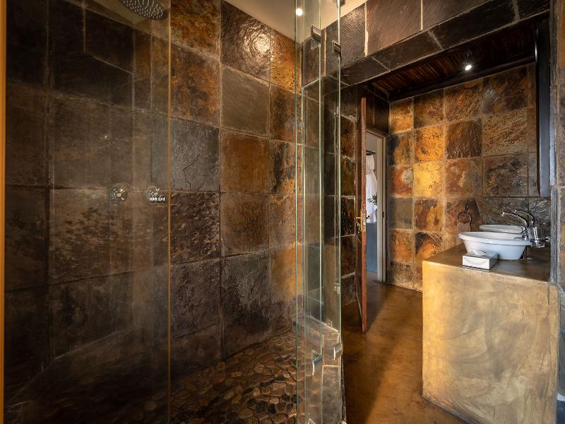Shiduli Safari Lodge image