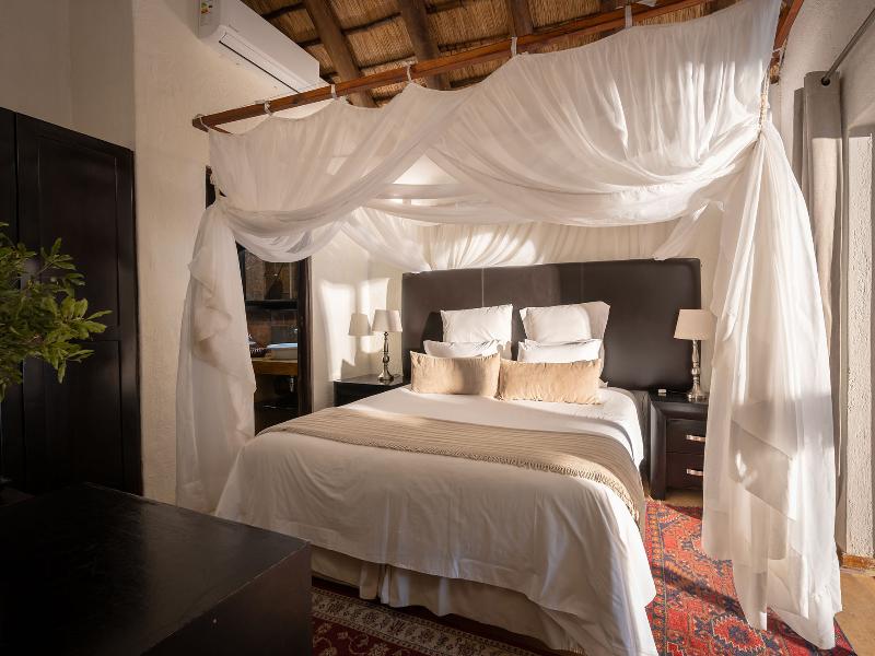 Shiduli Safari Lodge image