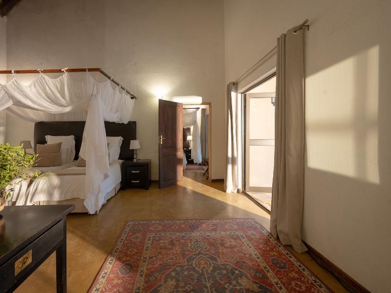 Shiduli Safari Lodge image