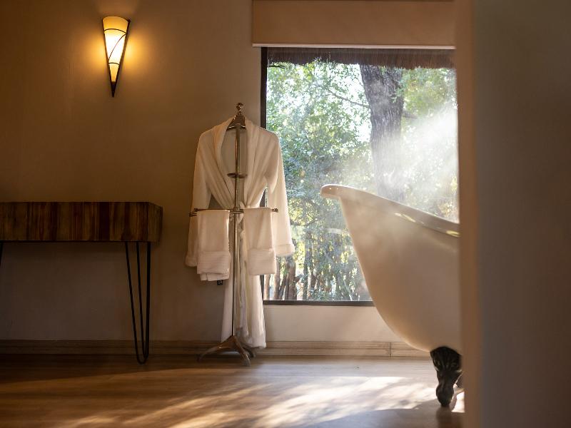 Karongwe River Safari Lodge image