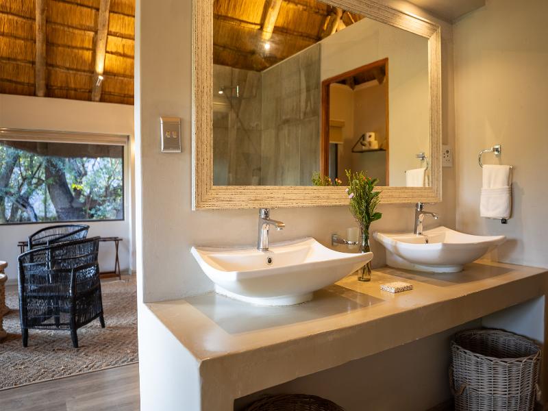 Karongwe River Safari Lodge image