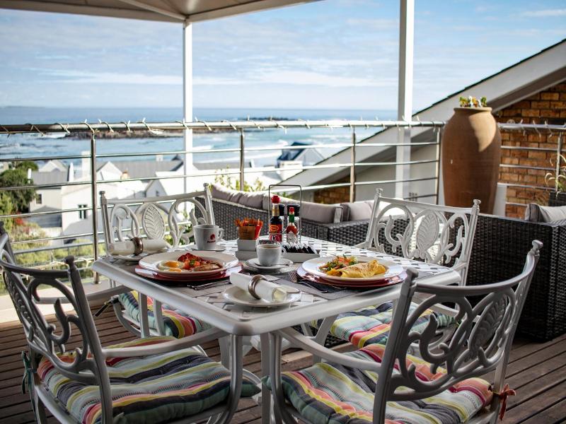 Blaauw Village Luxury Boutique Guest House image