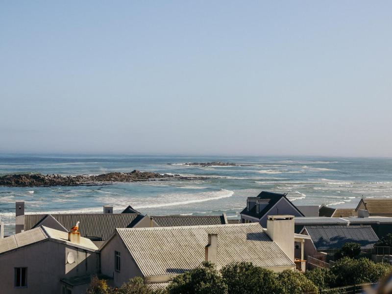 Blaauw Village Luxury Boutique Guest House image