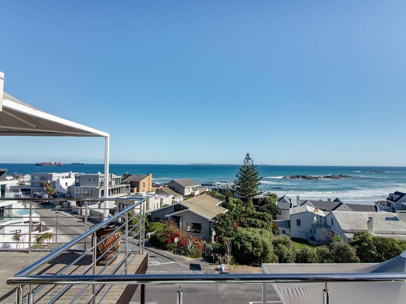Blaauw Village Luxury Boutique Guest House image