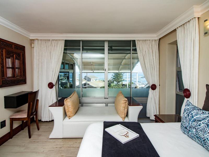 Blaauw Village Luxury Boutique Guest House image