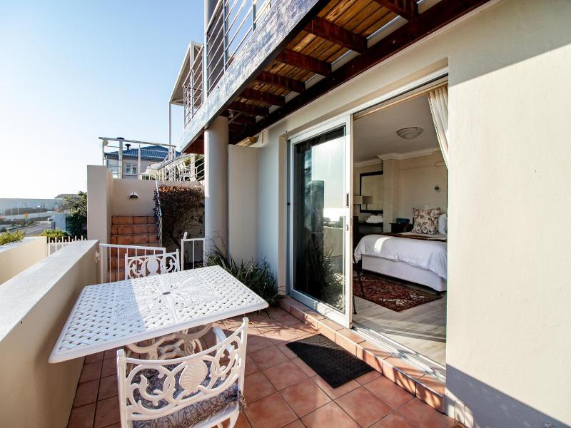 Blaauw Village Luxury Boutique Guest House image