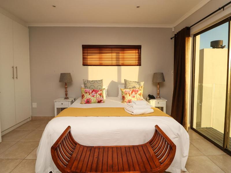 Blaauw Village Luxury Boutique Guest House image
