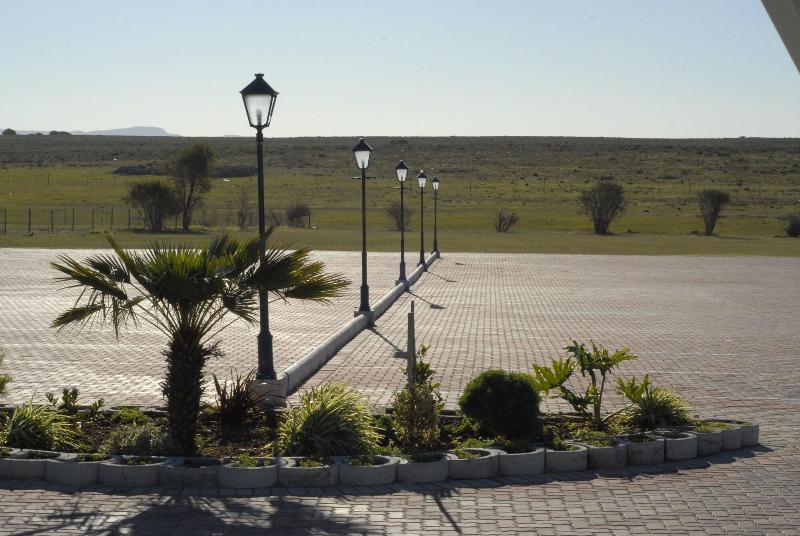 Mentors Country Estate