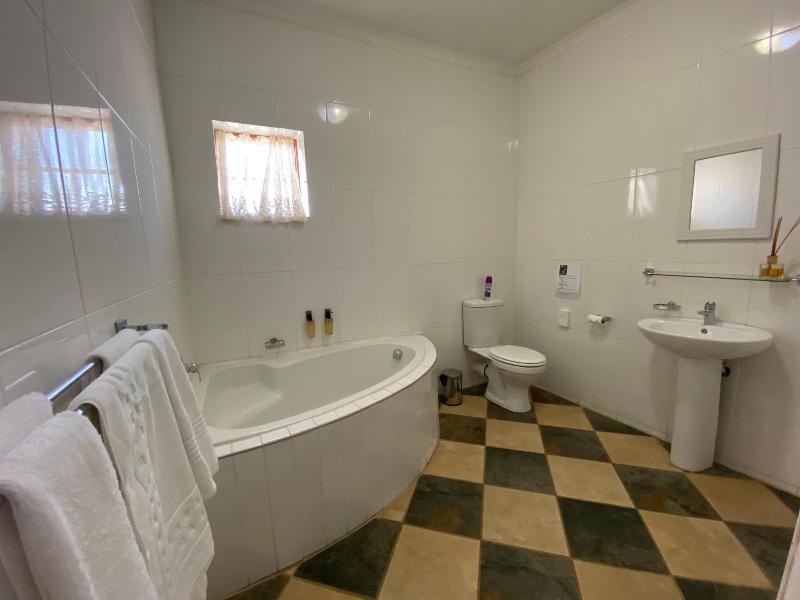 Lanseria Country Estate image