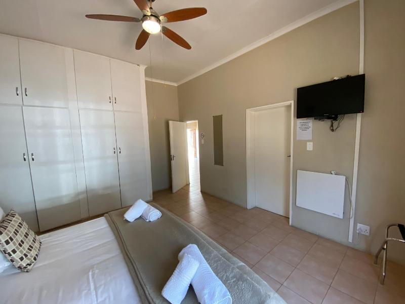 Lanseria Country Estate image