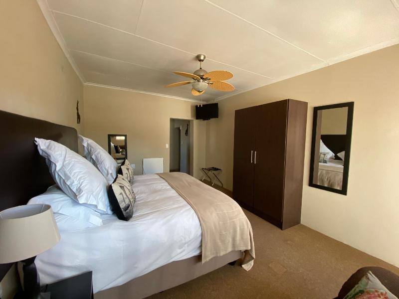 Lanseria Country Estate image