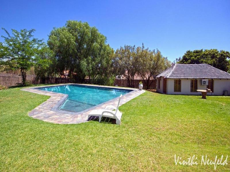 Lanseria Country Estate image