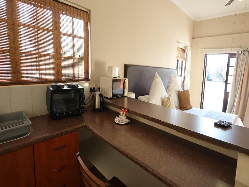 Lanseria Country Estate image