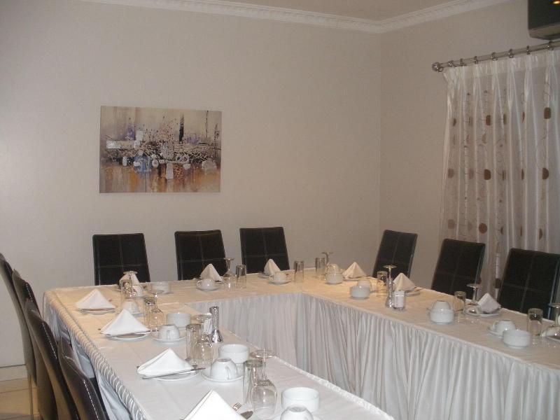 Jay And Bee Guest House image