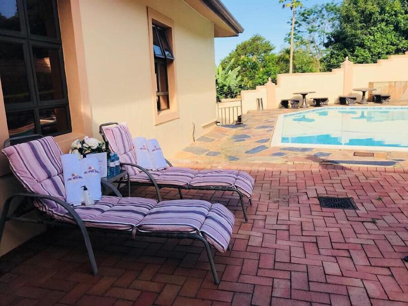 Jay And Bee Guest House image