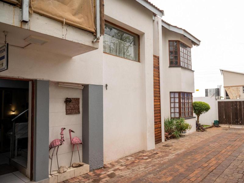 Sleepers Villa Guest House