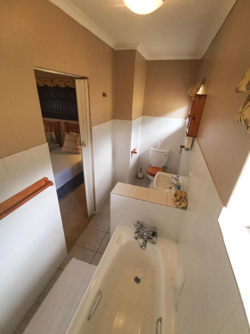 Loerie Guesthouse image