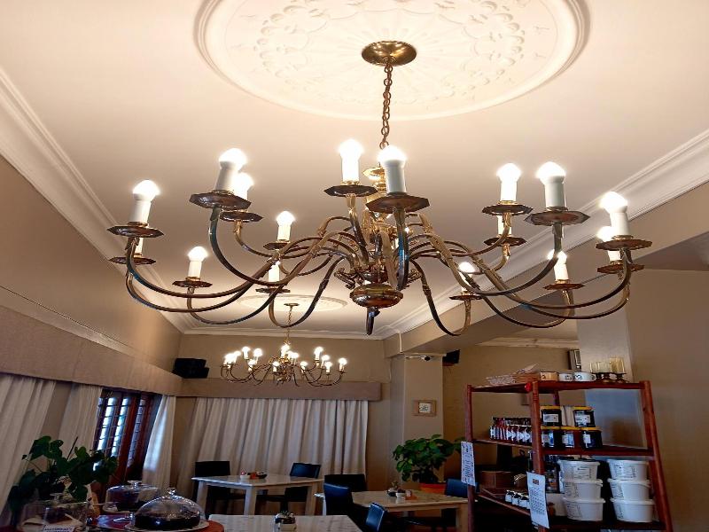 Le Bay Lodge image