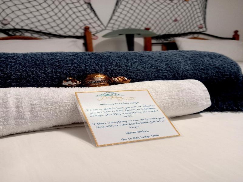 Le Bay Lodge image
