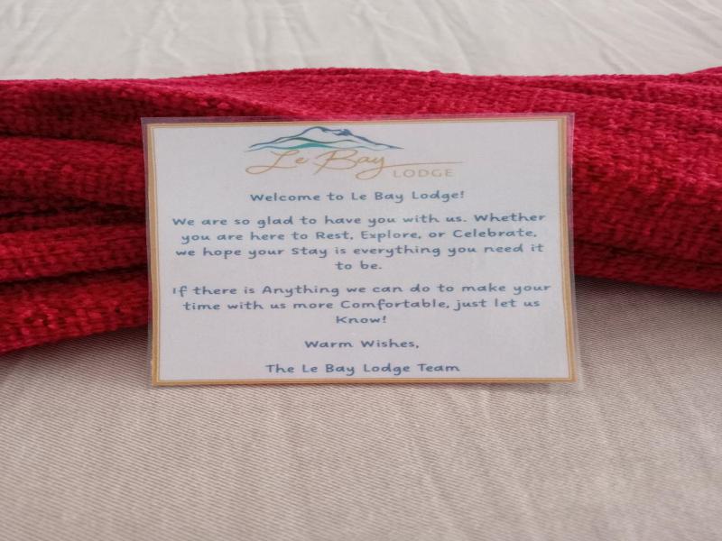 Le Bay Lodge image