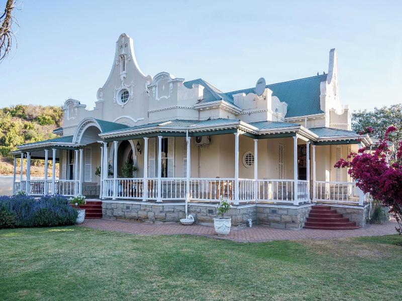 Bakenskraal Ostrich Palace