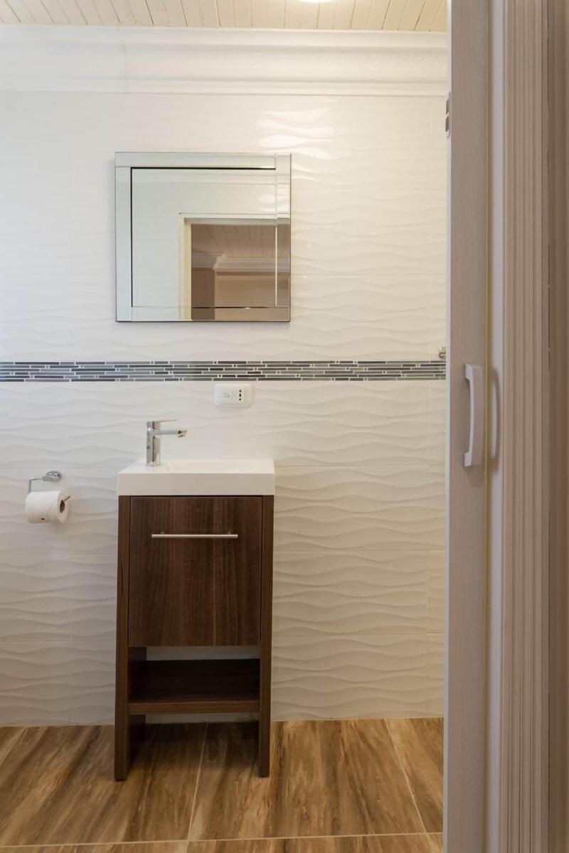 Grand House Lodge image