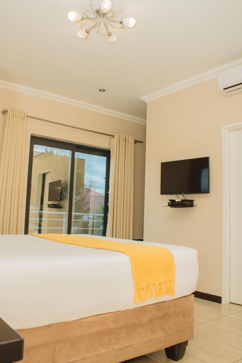 Heavenly Boutique Guesthouse image