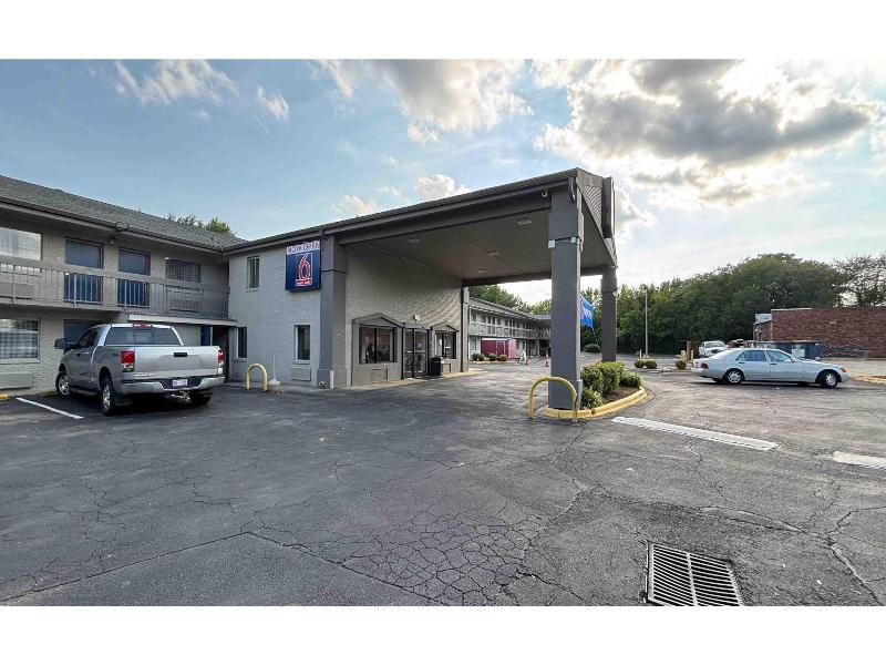 Motel 6 Charlotte, Nc-Northlake image
