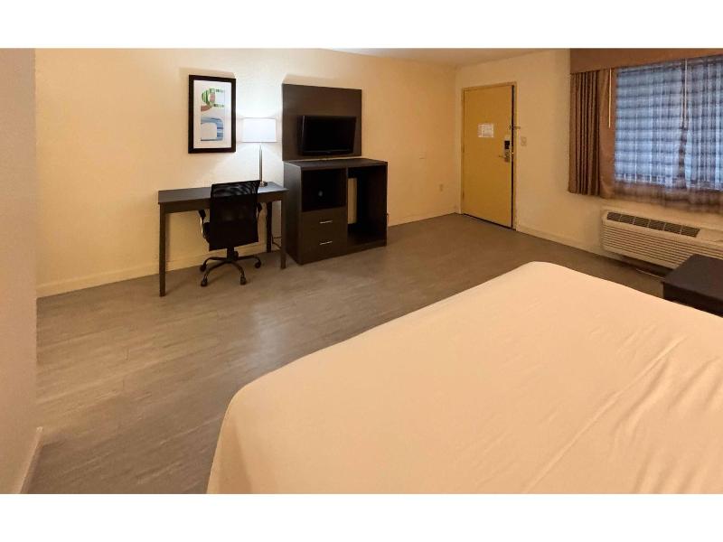 Motel 6 Charlotte, Nc-Northlake image