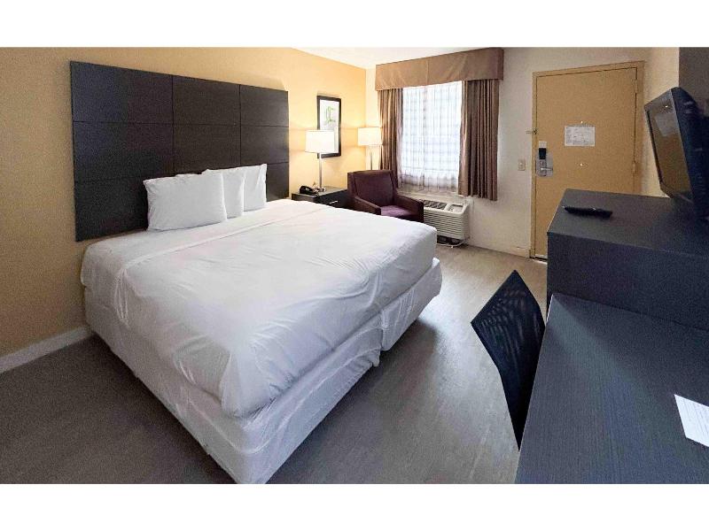 Motel 6 Charlotte, Nc-Northlake image