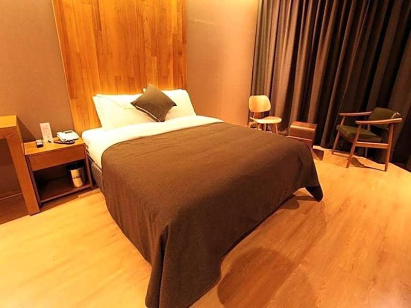 Hotel Rich image