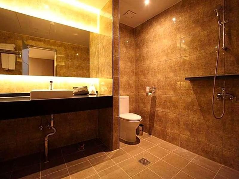 Hotel Rich image