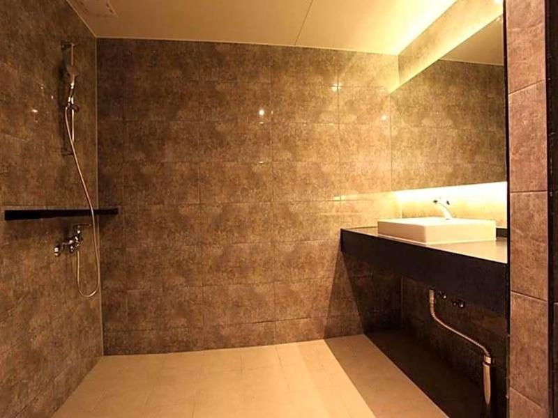 Hotel Rich image