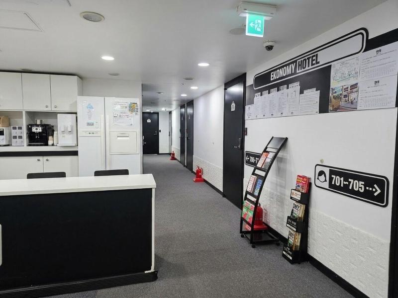 Ekonomy Hotel Myeongdong Premier image